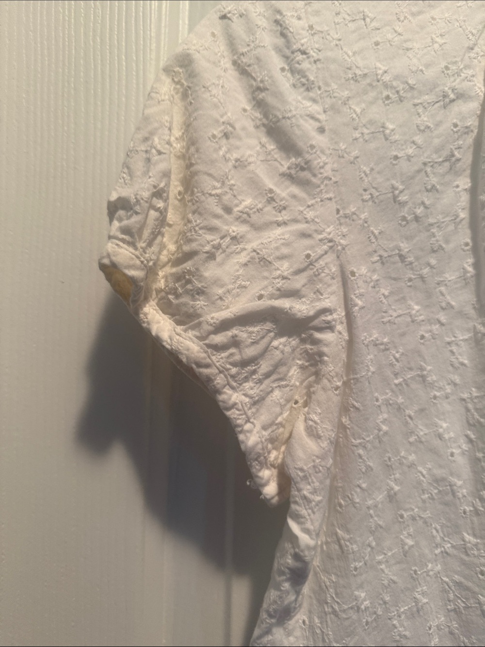 JM Collection White Eyelet Button-Up Top - Picture 5 of 5